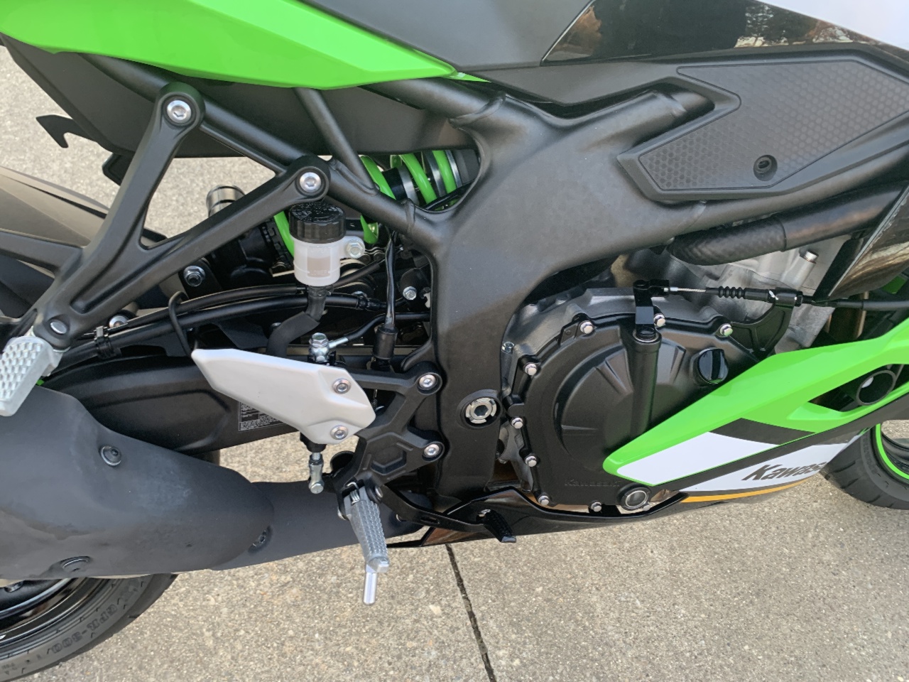 2025 Kawasaki Ninja ZX-4RR KRT EDITION w/ABS